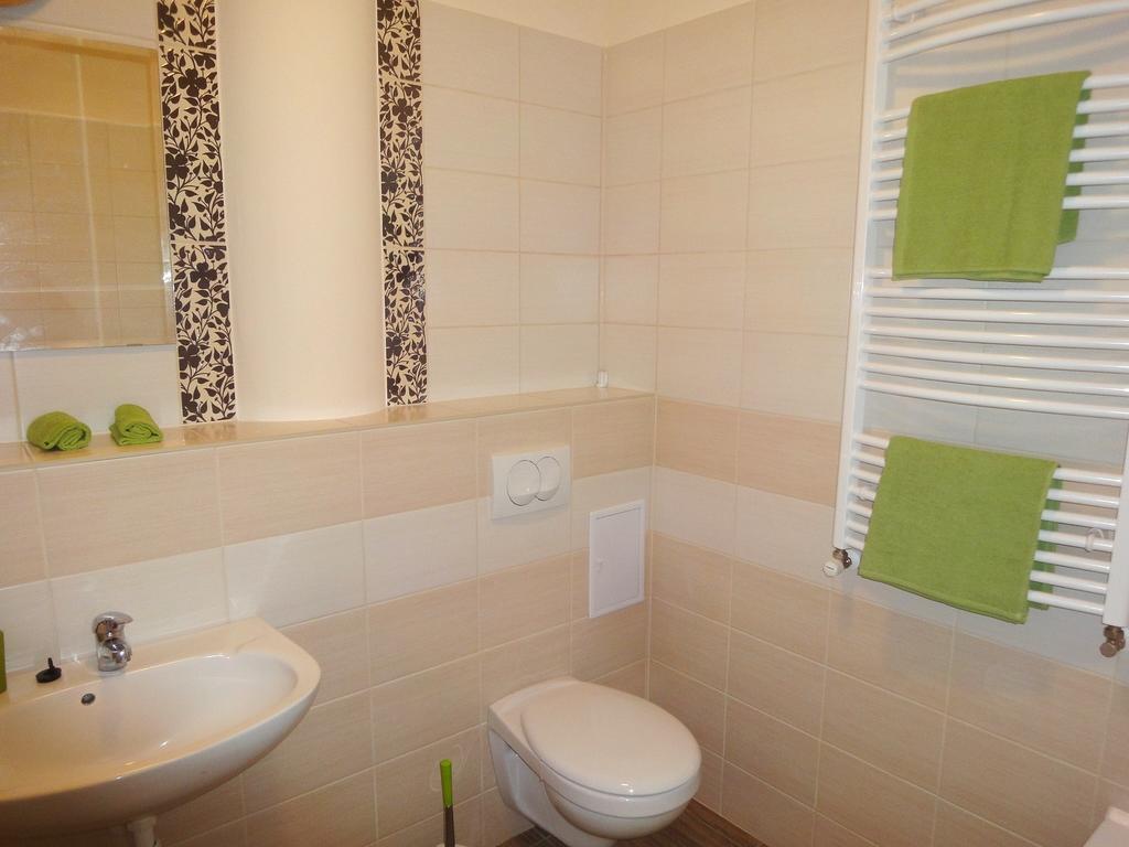 Aqua Apartmanok Pécs Kamer foto